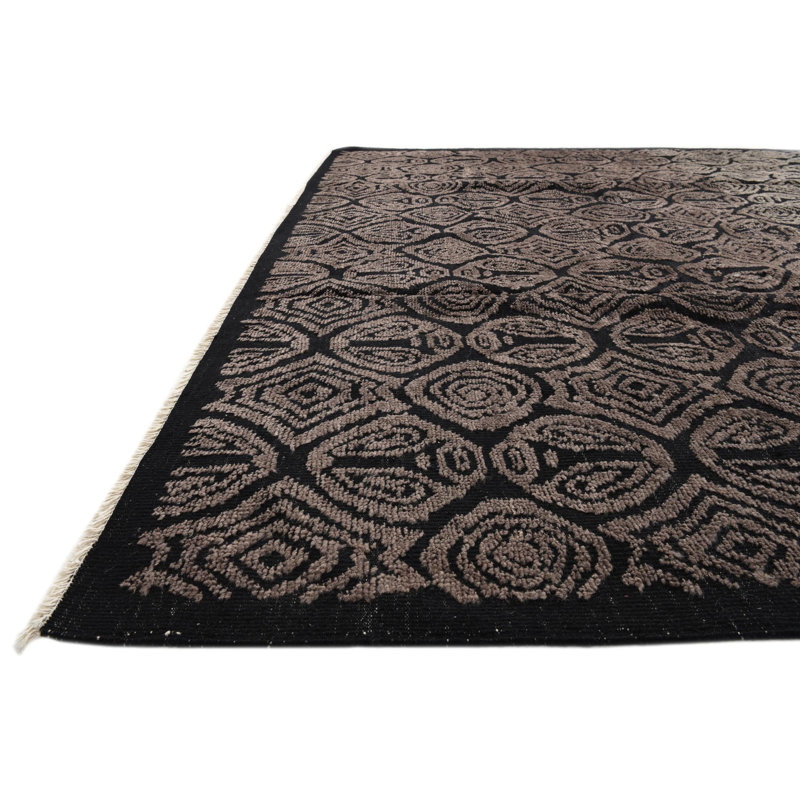 Tapis noir Outen