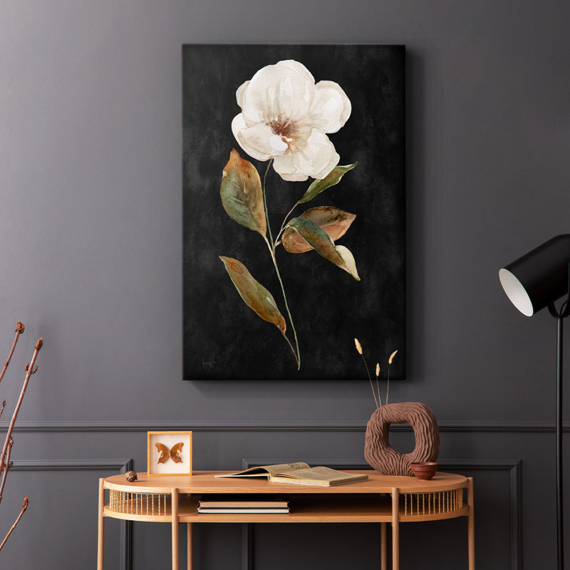 Botanique sur fond noir délavé I - galerie Cavas, H 27 po x l 18 po
