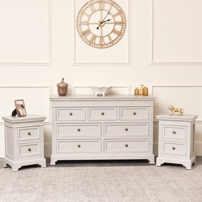 Leanne 3 Piece Bedroom Set