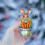 Lapin avec panier de carottes, décorations en bois par Debrekht