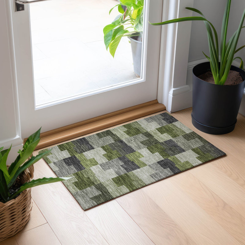  Melania Area Rug, Rectangle 1'8" x 2'6"
