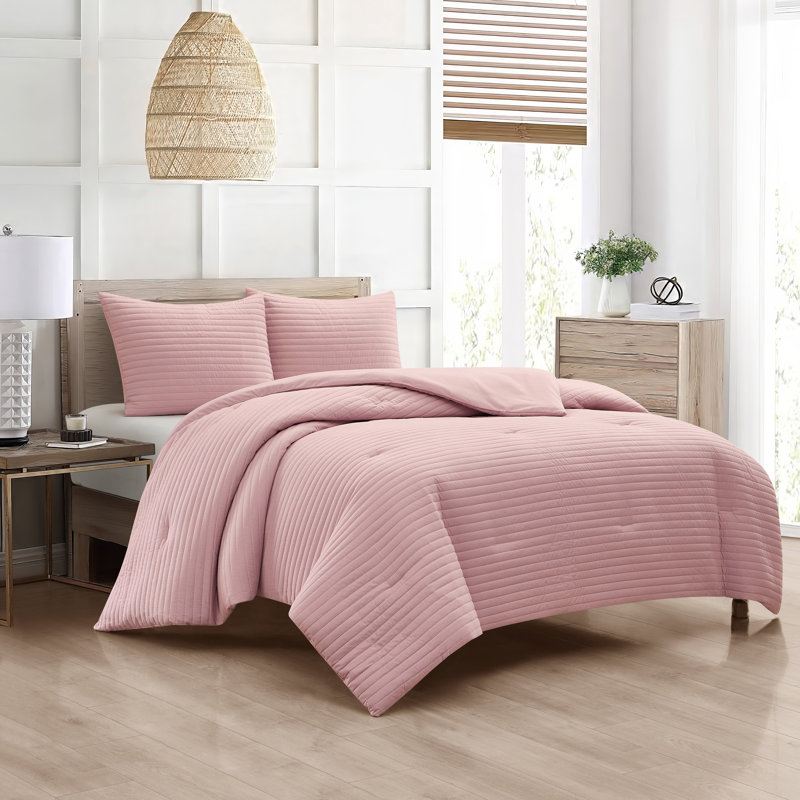 Ensemble d'édredon en polyester Felicia, Édredon pour grand lit + 2 taies décoratives pou, Rosé