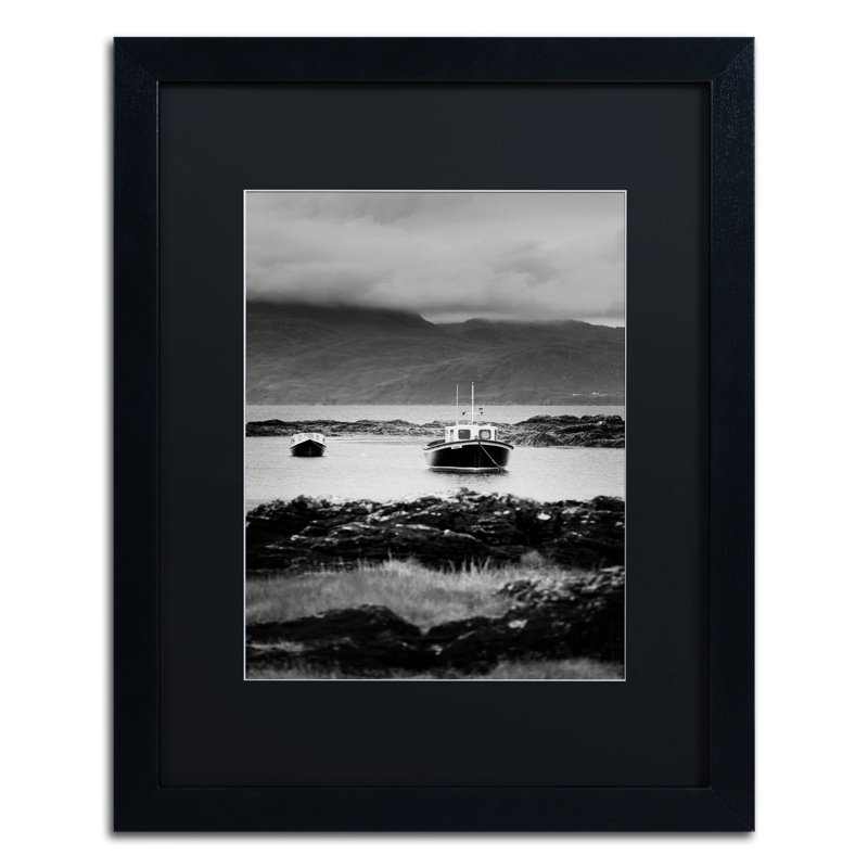 "Deux d'entre nous" par Philippe Sainte-Laudy - reproduction de photo sur toile encadrée, H 20 po x l 16 po x P 0,5 po