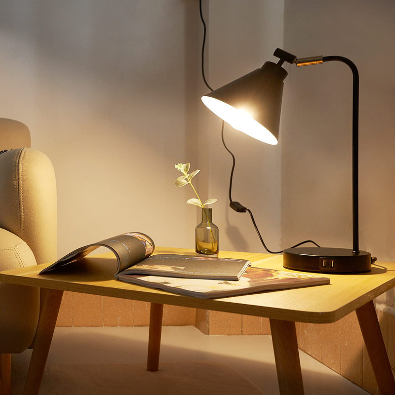 Gabouray Metal USB Desk Lamp