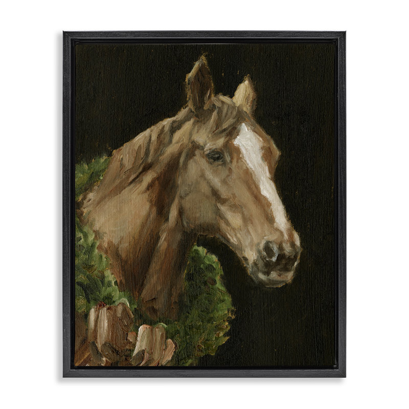 «Horse with Seasonal Wreath», art mural sur toile, par Ethan Harper, H 31 po x l 25 po, Cadre flottant noir de jais