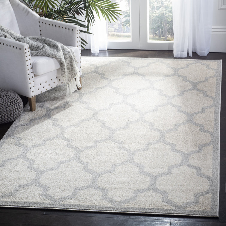 Ammundsen Geometric Beige/Light Gray Area Rug