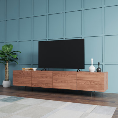 Meuble télé contemporain à finition noyer avec rangement à 4 portes