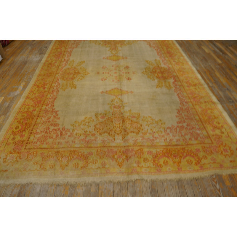 Tapis turc Oushak