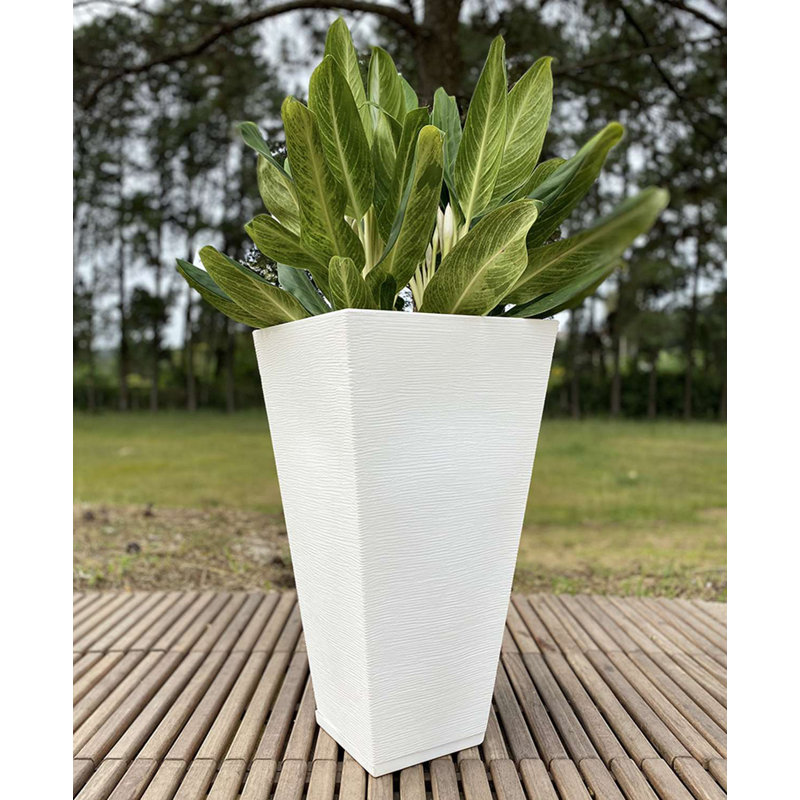 Pot à fleurs en résine Zurique, Blanc, H 29,13 po x l 16,14 po x P 16,14 po