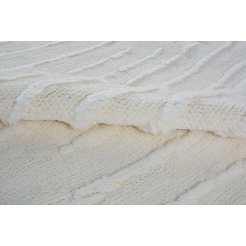 Wool Area Rug in White, Rectangle 6' x 9'