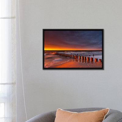 « pologne, baltique sea, dziwnow, coucher de soleil iv » par mikolaj gospodarek, impression sur toile tendue