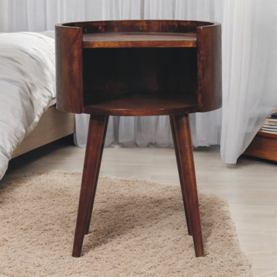 Chevet Chestnut