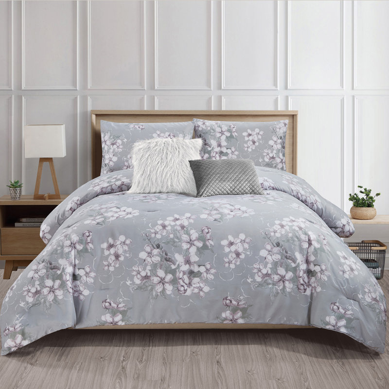 Polyester Ring Stitch Floral Comforter, Queen Comforter + 4 Additional Pieces