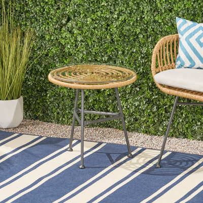 Table minimaliste avec plateau en verre trempé et acier