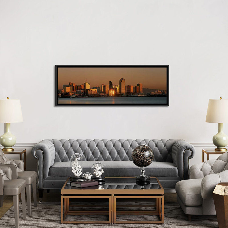 «San Diego Skyline at Sunset», reproduction de photo sur toile, H 20 po x l 60 po x P 1,5 po, Cadre noir