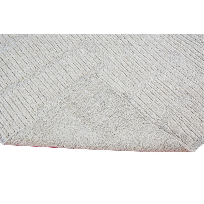Wool Area Rug in White, Rectangle 9' x 12'