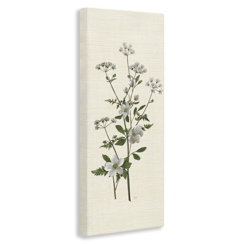 Art floral sur toile en herbe avec bourgeons floraux, design par Nan, H 24 po x l 10 po