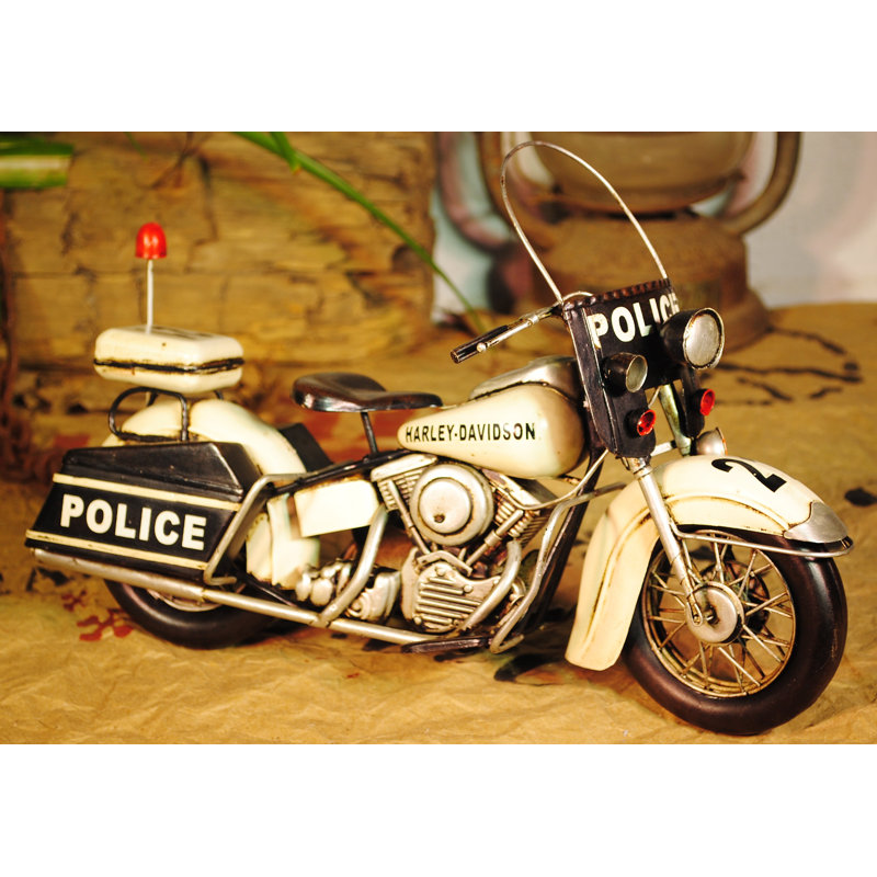 Sculpture de moto Ghore Police
