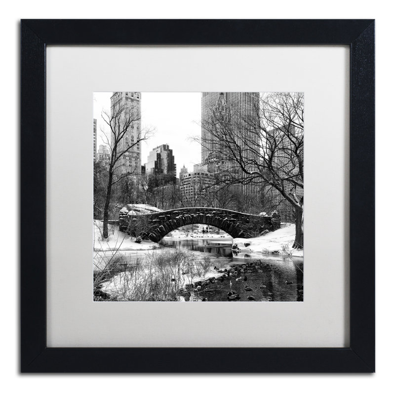 Art mural encadré - Décoration murale avec cadre mat «Philippe Gapstow Bridge Central Park» par Philippe Hugonnard - art du salon, de la cuisine et de la salle de bain - 16 x 16