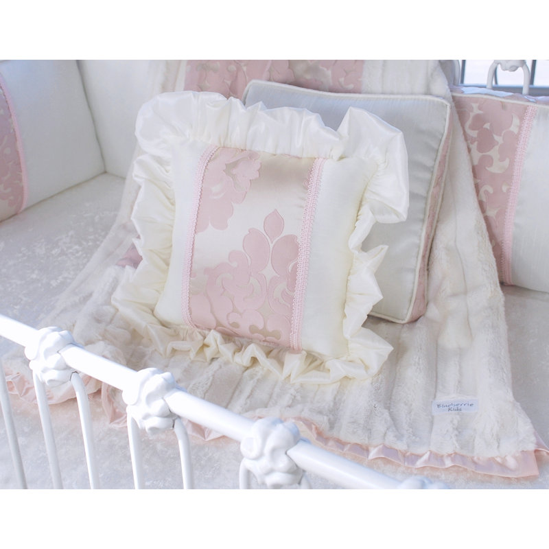 Coussin Blush Petal