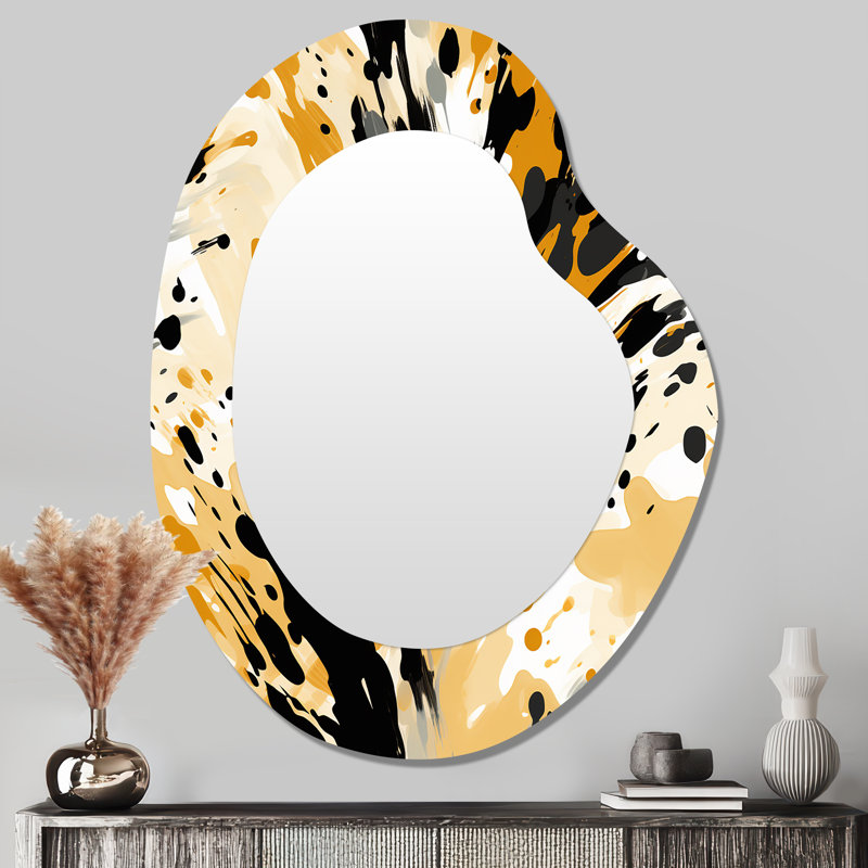 Shelva jaune et noir Painterly Cheeta Print II - miroir asymétrique imprimé animal, miroir mural jaune