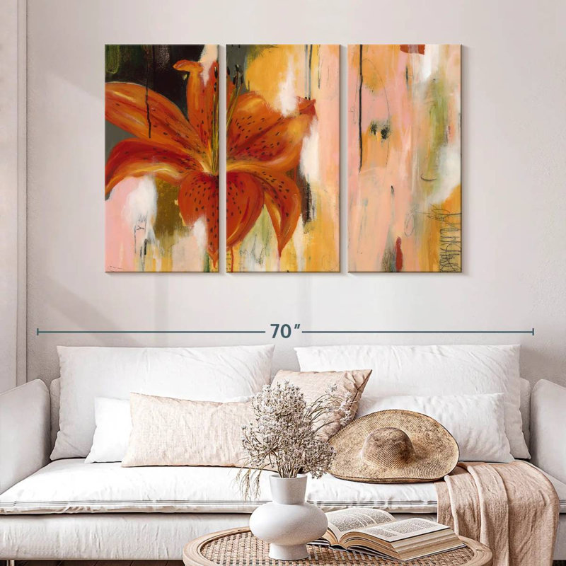 Harnek Stargazing Bloom, 32" H x 50" W