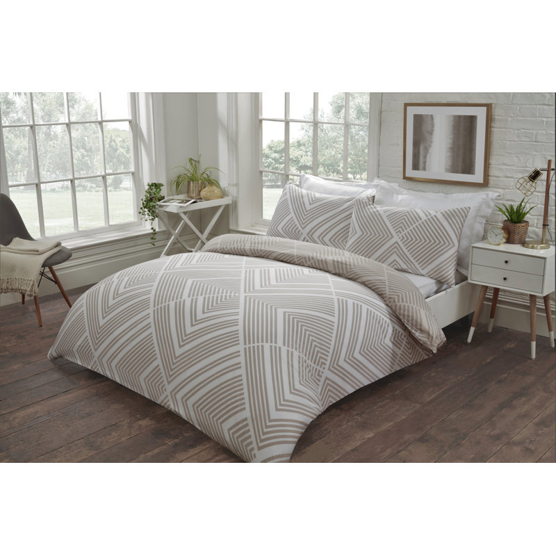 Pedersen Polyester Geometric Shapes Duvet Cover Set with Pillowcases Included, Double - 2 Standard Pillowcases, Natural