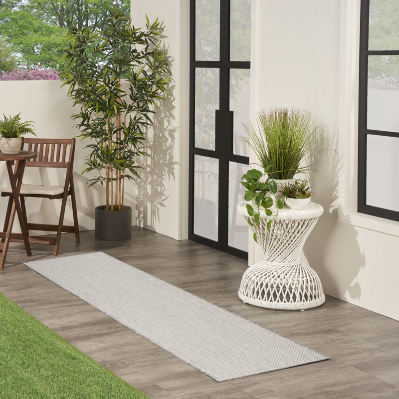 Anastasia Geometric Indoor / Outdoor Rug, Runner 2'2" x 12'