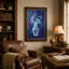 Vase en verre brillant avec toile bleue tourbillonnante-1084259620