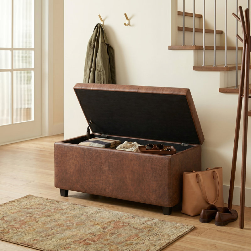 Banc repose-pieds avec rangement caché Cosmopolitan, Brun selle vieilli