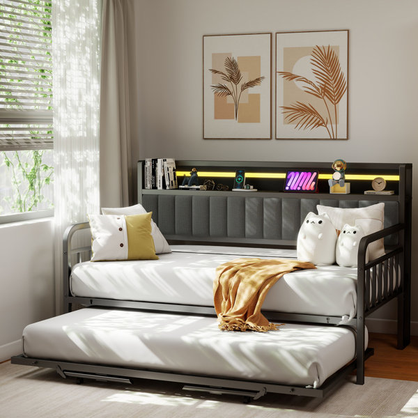 Should Day Bed Be in Bedroom: Stylish Comfort Tips Revealed