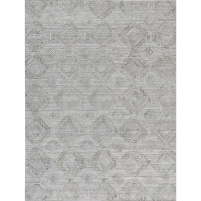 Geometric Area Rug in Gray