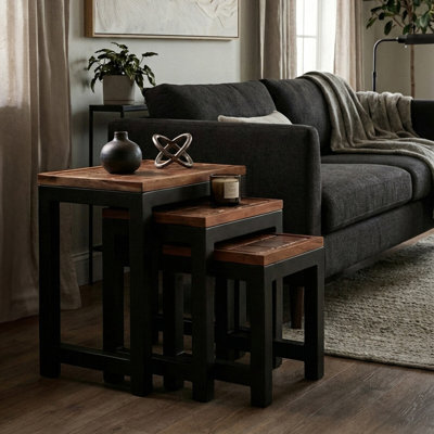 Earley Nesting Tables