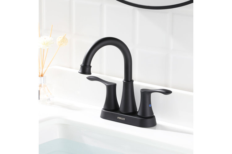 Centerset Bathroom Faucet with Drain Assembly