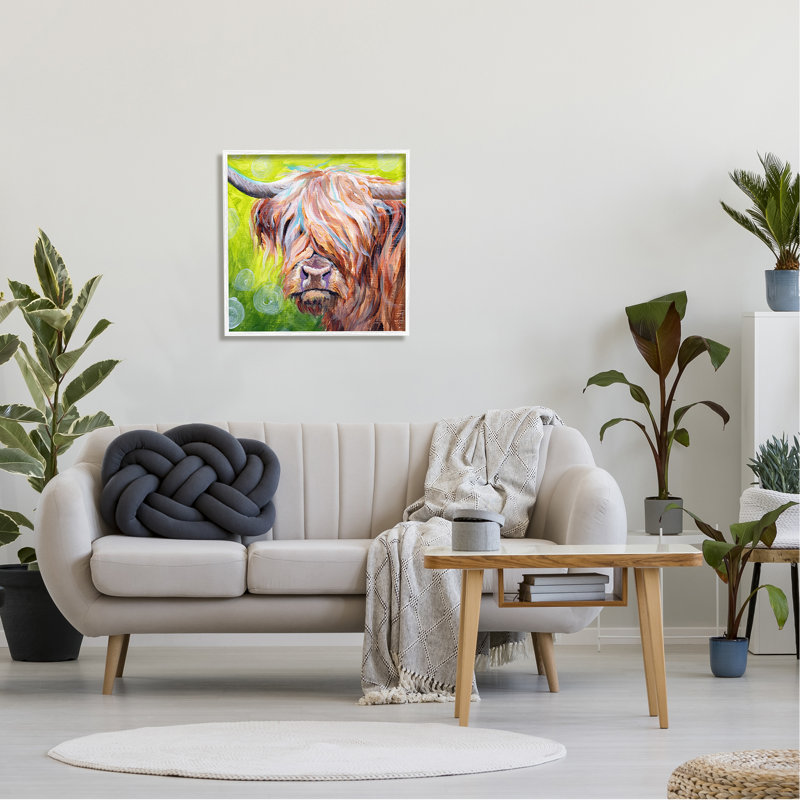 Bétail Vivid Highland par Farmhouse, H 24 po x l 24 po x P 1,5 po, Giclée encadrée blanc bord de mer