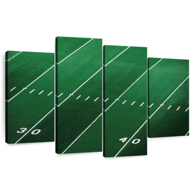 Lined football field Sireci