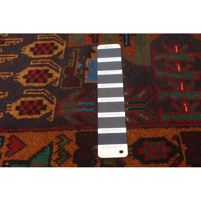Tapis bleu marine foncé Rare War 3 pi 11 po x 6 pi 5 po