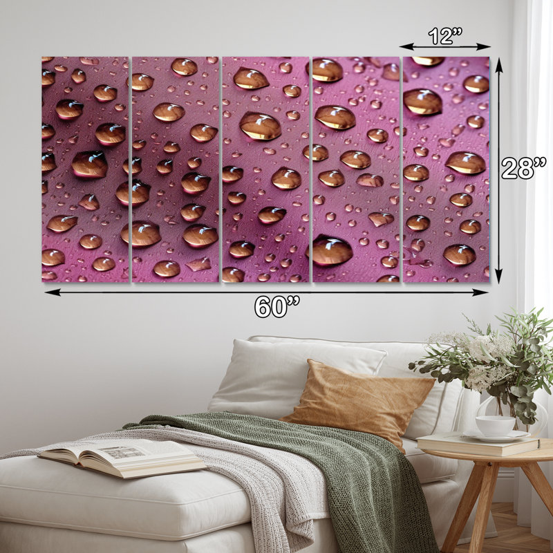 Rose avec gouttes de pluie - Impression sur toile gouttes de pluie - 5 panneaux égaux