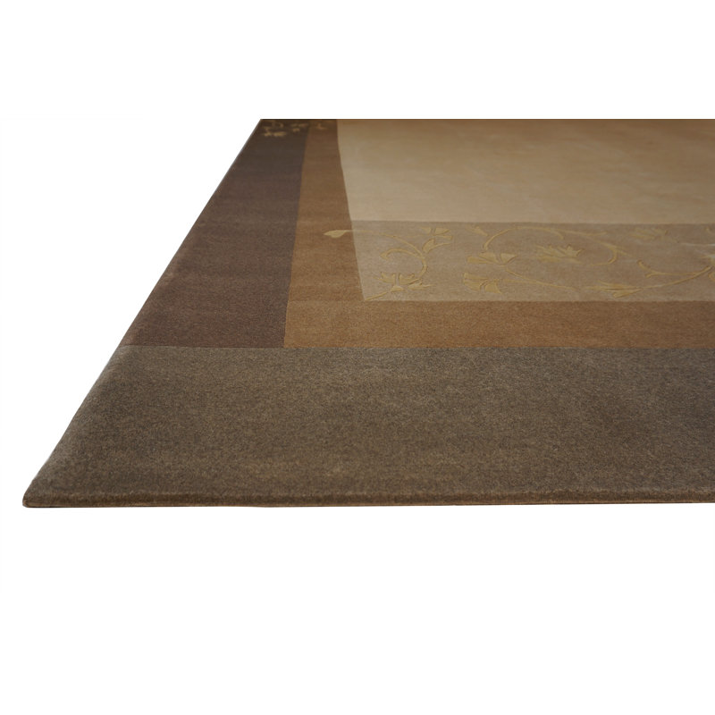 Tapis beige / doré à motif floral Concerto, Rectangle 4 pi x 6 pi