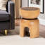 Table d'appoint Finial avec base arquée et sculpture sculptée à la main, H 15,54 po x l 11,55 po x P 11,55 po