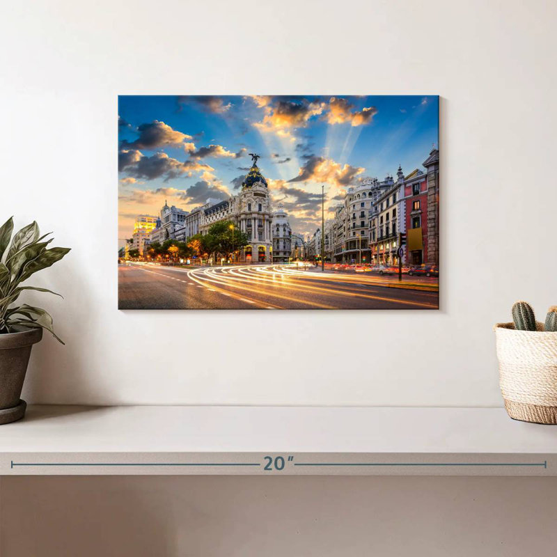 Sireci Gran Via Light Trails, 8" H x 12" W
