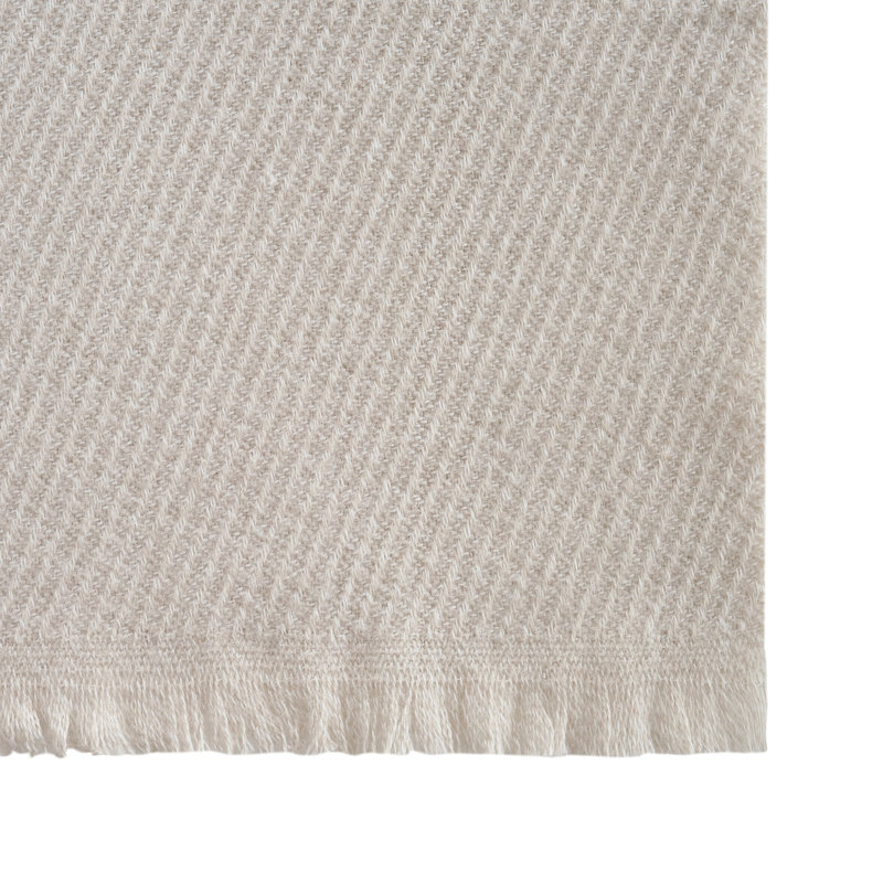 Couverture surdimensionnée 106 "x 94" par Becki Owens, Beige