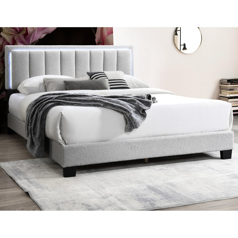 Grand lit avec tissu en laine gris, tête de lit capitonnée charmante et lumières intégrées intégrées contemporaines à DEL, sans sommier tapissier
