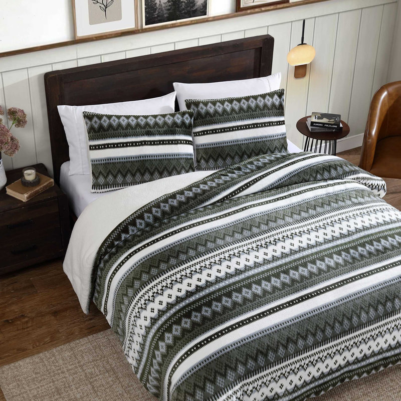 Eddie Bauer Shelton Fair Isle Plush Reversible Comforter Set, Green Geometric, Queen Comforter + 2 Standard Shams