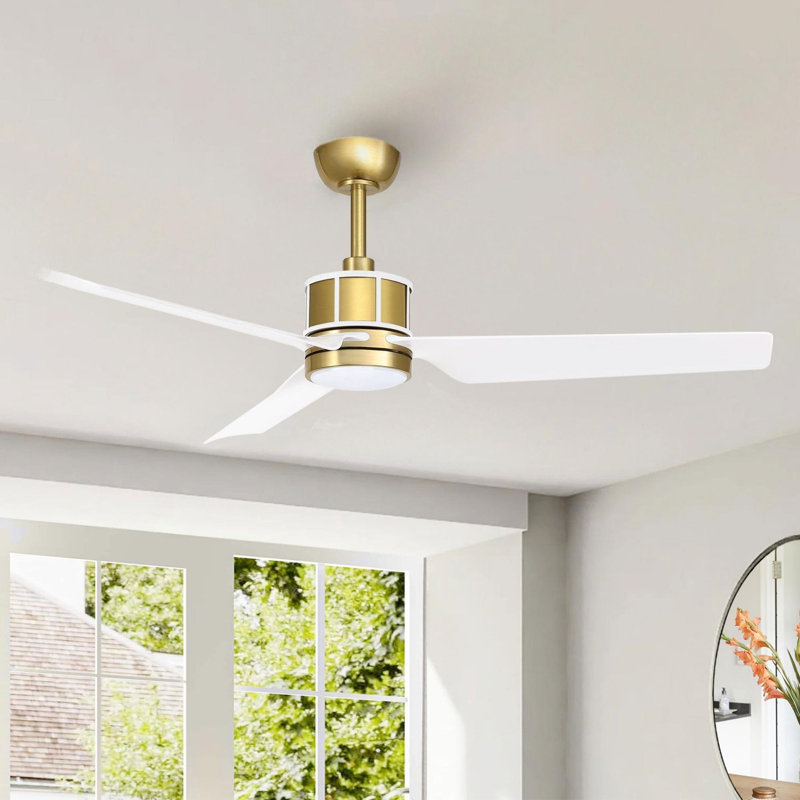 Ventilateur de plafond d'intérieur moderne à 3 pales de 52 po avec lumière DEL à intensité variable intégrée et télécommande
