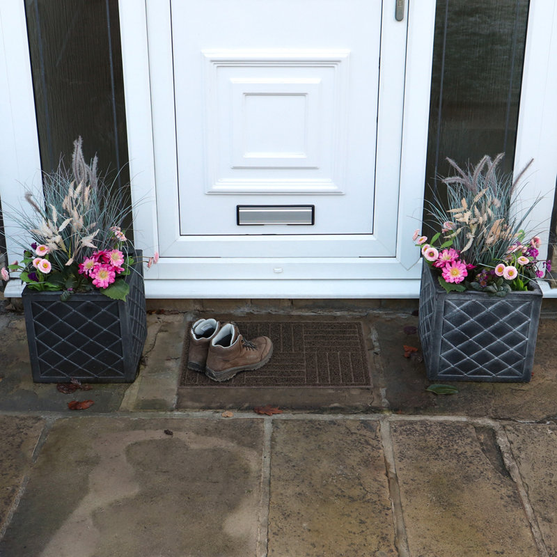 Non-Slip Geometric Doormat, Brown
