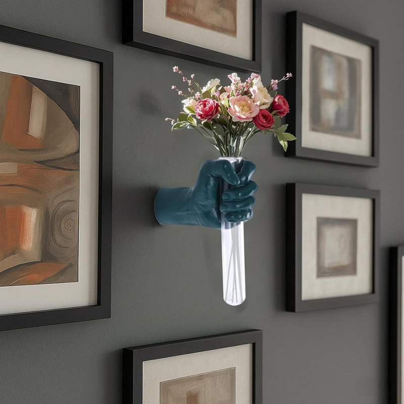 Sculptures murales modernes décoratives dans un vase vert
