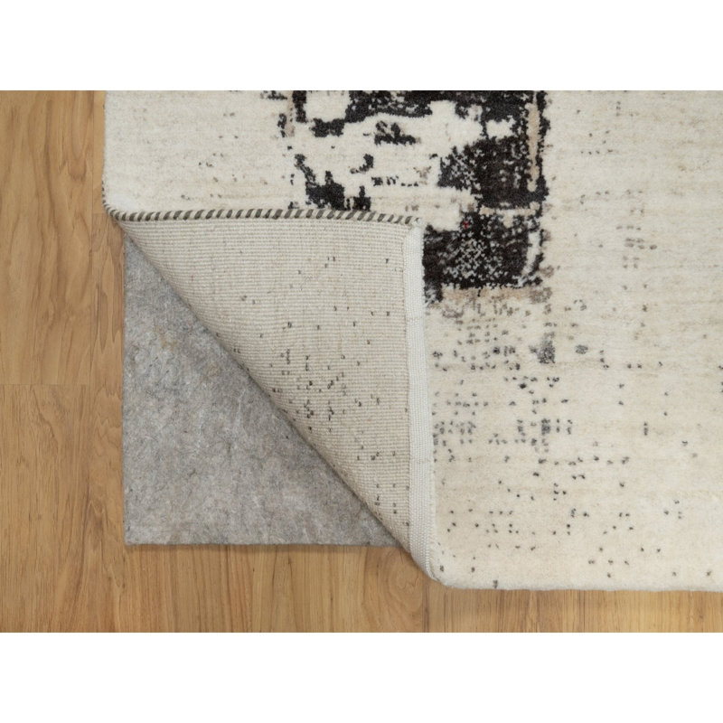 Tapis oriental blanc en laine noué à la main 2 pi 6 po x 11 pi 7 po Lori Buft Gabbeh
