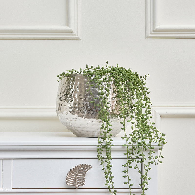 Santorella Metal Pot Planter
