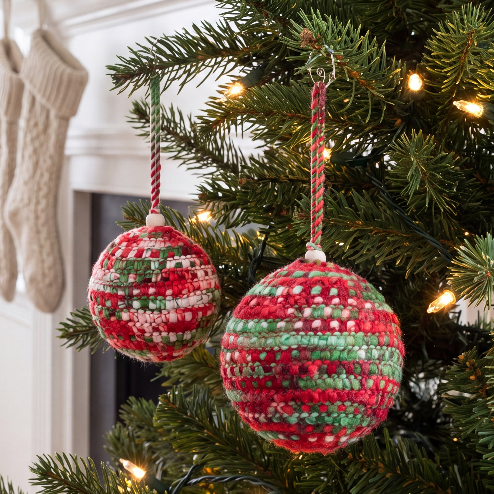6" Bauble